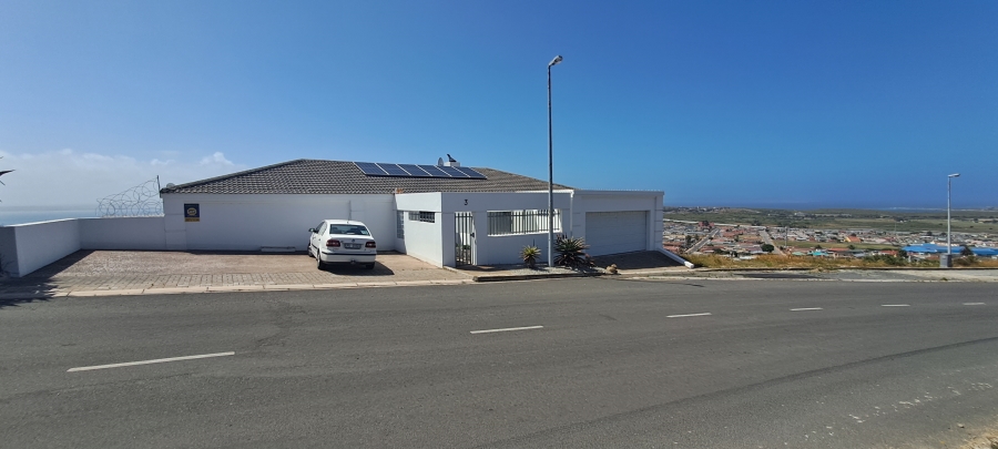 4 Bedroom Property for Sale in Saldanha Heights Western Cape